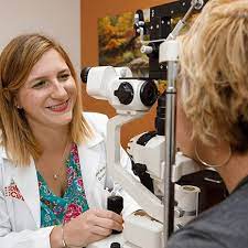 Eye Doctor Toledo Visionassociates Net Eye Doctor Eye Care Center Eye Care