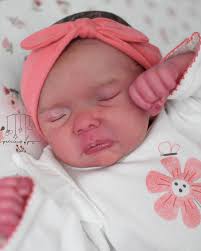 This is my version of the sweet dainty little Olivia Rose by Monica Kaye❤️  this sweet baby girl is approximately 18 inches, full arms and whole legs.  Such a sweet relaxed face