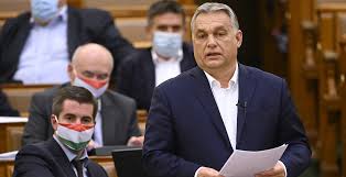 Niemcy chcieli, by stadion w monachium przed meczem z węgrami rozbłysnął na tęczowo. Orban Erklart Sein Veto Budapester Zeitung