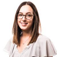 Caitlin Simon's Instagram, Twitter & Facebook