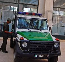 einweihung der ersten algerischen fabrik zur herstellung von mercedes benz fahrzeugen mercedes fahrzeuge mercedes benz