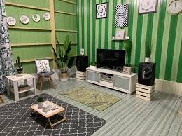Dekorasi rumah kayu kampung, interior rumah kayu sederhana, model dinding kamar rumah kayu, interior rumah kayu minimalis, desain kamar tidur rumah kayu, rumah kayu sederhana cantik, rumah kayu mungil, warna gorden untuk rumah. Dari Luar Nampak Rumah Setinggan Dari Dalam Rumah Seakan Banglo Mewah Giler Deco