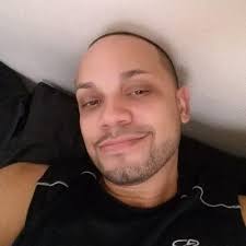 Edwin Olivera's Instagram, Twitter & Facebook