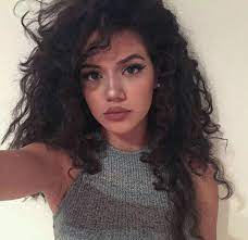 Pin De Anny Delmoral Em Girl Inspiracao Cabelo Penteados Cabelo Bonito