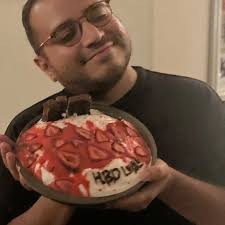 What happens to podcast episodes after subscription ends?