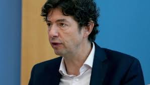 Der virologe christian drosten von der universitätsklink charité in berlin bedauert die entwicklungen um astrazeneca mit ausgesetzten impfungen und knapperen die epidemiologische lage sei momentan nicht gut in deutschland, warnte drosten. Christian Drosten Schlimme Befurchtungen Was Im Fruhling Und Sommer Passieren Konnte Bunte De