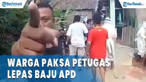 Kunci dasar ungu maafkan aku. Chord Dan Lirik Lagu Maafkan Aku Enda Ungu Kunci Gitar Dasar C Lumayan Mudah Tribun Manado