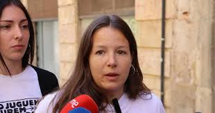 Aturem Hard Rock carga contra ERC para «renovar los contratos caducados»  del complejo de ocio