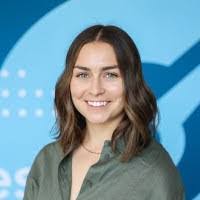 Katie Mckenzie's Instagram, Twitter & Facebook