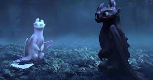 Toothless Finds Love In The How To Train Your Dragon 3 Trailer How Train Your Dragon How To Train Your Dragon How To Train Dragon
