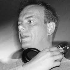 Stream Oliver Klingenberg music