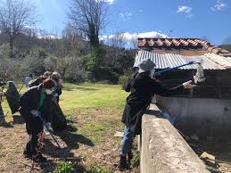 Le nostre aree di competenza sono firenze e provincia. Gobetti Volta Gli Studenti Puliscono Il Giardino Della Scuola