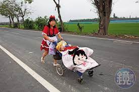 這是他的畢業旅行 單親媽帶腦麻兒環島12天藏洋蔥 baby strollers stroller children