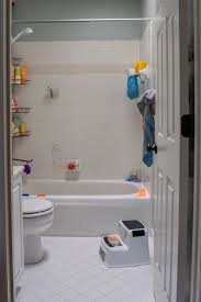 One Day Makeover Staging A Kid S Bathroom To Sell In Just 8 Hours For Under 200 T Moore Home Design Diy And Affordable Home Ideas Kids Bathroom Bathroom Themes Bathroom Makeover