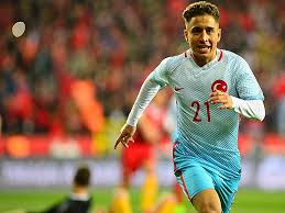 Nachdem er zunächst für dänische nachwuchsnationalmannschaften gespielt hatte, ist er nach seinem verbandswechsel seit 2016 türkischer nationalspieler Beim Testlanderspiel Zwischen Der Turkei Und Moldau Torpremiere Fur Emre Mor Den Profi Von Borussia Dortmund Kicker