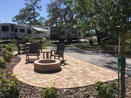 Inviting Rv Patio Site Design At The Clearwater Lake Tarpon Koa Patio Clearwater Lake Parking Design