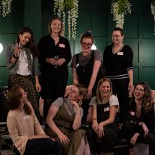 The design was created in 1971 and has since remained a huge part of nike's branding. Ladies Wine Design