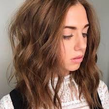 How about upgrading classic short hairstyles with some wavy vibes? The Most Flattering Haircut For Short Wavy Hair To Add Volume Naturallycurly Com