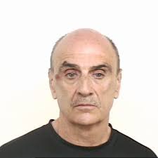 Sex offender in university neighbourhood worries student