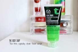 Our tea tree oil scrub will provide your skin a more glowing and radiant appearance upon 1st use. Review The Body Shop Tea Tree Squeaky Clean Scrub Pretty Obssessions