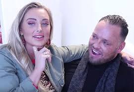 Michael van der plas en zijn vriendin naomi hebben er in het zonnige torremolinos een nieuw gezinslid bij. Ex Man Van Realityster Barbie Smoorverliefd Op Naomi 22 Show Ad Nl