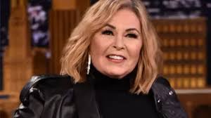 Roseanne Barr sorry for comparing Obama aide to ape