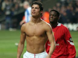 125 352 750 · обсуждают: 25 Enthusiastic Cristiano Ronaldo Pictures Slodive