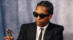 Hugh Marks takes over leadership of a media titan in a stunning announcement