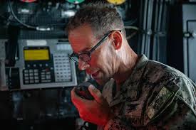 U.S. Navy على X: "Recognizing hard work ⚓️ 💪 Joint Task Force-Haiti  Commander, Rear Adm. Keith Davids, visits with Sailors and Marines attached  to #USSArlington (LPD 24), Sept. 1, 2021. Arlington is