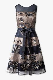 Lll aktuelle c&a gutscheine finde täglich die besten gutscheincodes sichere dir rabatte und spare geld bei deiner bestellung auf mydealz.de. Fit Flare Kleid Festlich Glanz Effekt C A Fit And Flare Kleid Sommerkleid Kleider