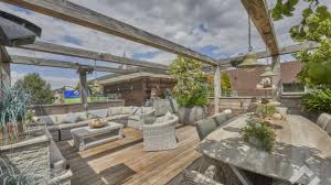 Check spelling or type a new query. Massa Is Kassa Ster Peter Gillis Zet Zijn Waanzinnig Luxe Penthouse Inclusief Interieur Te Koop Zie Foto S Bekende Buren