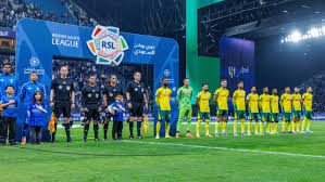 فيديو | في ليلة الأهداف الخمسة: الهلال يتجاوز عقبة الخليج بانتصار مثير!
