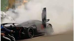 Mobil Lamborghini Raffi Ahmad Terbakar Begini Faktanya Lamborghini Mobil Lamborghini Aventador