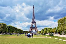 Check spelling or type a new query. Update Corona Di Perancis Museum Louvre Hingga Menara Eiffel Tutup Halaman All Kompas Com