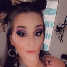 Tamra Harris's Instagram, Twitter & Facebook