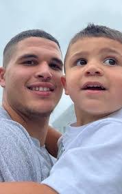 Summer Crosby's Instagram, Twitter & Facebook