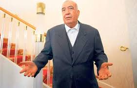 Halis Toprak Hayatini Kaybetti Is Adami Halis Toprak Fransa Nin Nice Sehrinde Kalp Rahatsizligi Nedeniyle Hayatini Kaybetti Men S Blazer Suit Jacket Suits