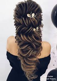 42 Gorgeous Wedding Hairstyles Voluminous Wedding Updos For Long Hair With Headpiece Hair Styles Wavy Wedding Hair Long Hair Styles