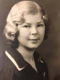 Bessie Smothers age 17. Daughter of William Marion Smothers and Louisa Jane  Hemphill.