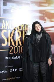 Penaja bersama oppo dan rakan penaja mccafé. Pesanan Erma Fatima Menang Besar Di Anugerah Skrin 2017