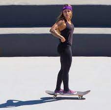 Check spelling or type a new query. Leticia Bufoni Skater Girl Style Skateboard Girl Surfer Girl