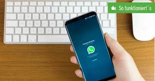 Here's everything you need to know whatsapp web does not have all the features of the mobile app. Whatsapp Bilder Und Videos Auf Pc Ubertragen So Funktioniert S