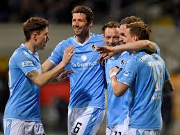 Medienberichten zufolge müssen die löwen bis zum saisonende 3 bis 3,5 millionen euro aufbringen, um die laufende finanzierung des klubs zu. Lowen Durfen Traumen 1860 Munchen Feiert Regio Titel