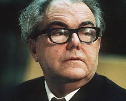 Leichtigkeit geht vor, der Kunstanspruch schwindet