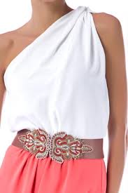 ¿estas organizando tu boda, buscas inspiración para el vestido, la decoración o simplemente te apasionan las bodas? Propuestas Diferentes Para Invitadas A Una Boda El Blog De Ana Suero