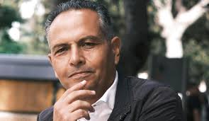 Santiago Gil: «Los mejores argumentos se convierten en las peores  historias»