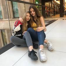 Anime icons anime best friends aesthetic anime kawaii art anime expressions christmas icons dragon icon otaku anime anime. Bestfriends Aesthetic And Lifestyle Image 6009132 On Favim Com