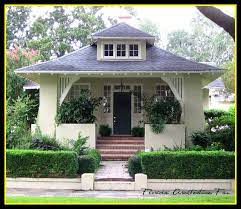 Bungalow With Gorgeous Lines Craftsman House Craftsman Bungalows Bungalow Craftsman