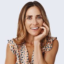 Samantha Smyth's Instagram, Twitter & Facebook