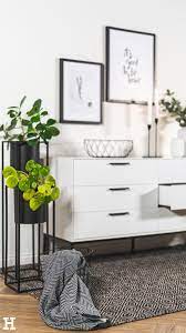 shop the look schwarz weiss mobel hoffner weisse mobel anrichte weiss weisses wohnzimmer
